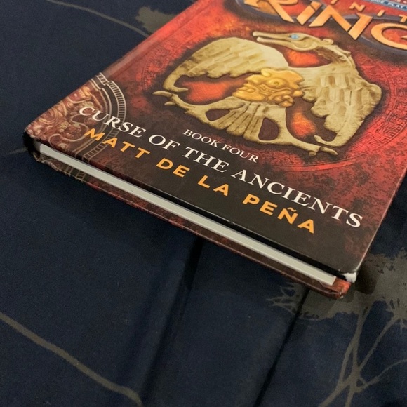 3 EUC Mystery Books - Infinity Ring, The 39 Clues, Zac Power - Picture 6 of 16